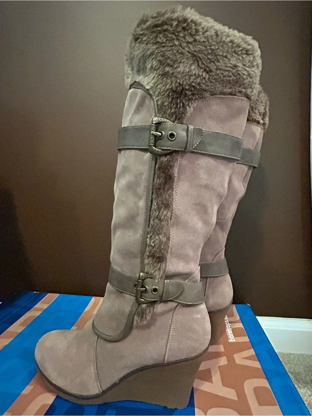 NIB BareTraps Aletta Faux Suede Faux Fur Lined Wedge Tall Boots Women's Size 8.5